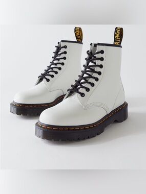 Dr. Martens 1460 White Smooth Leather
Platform Boot